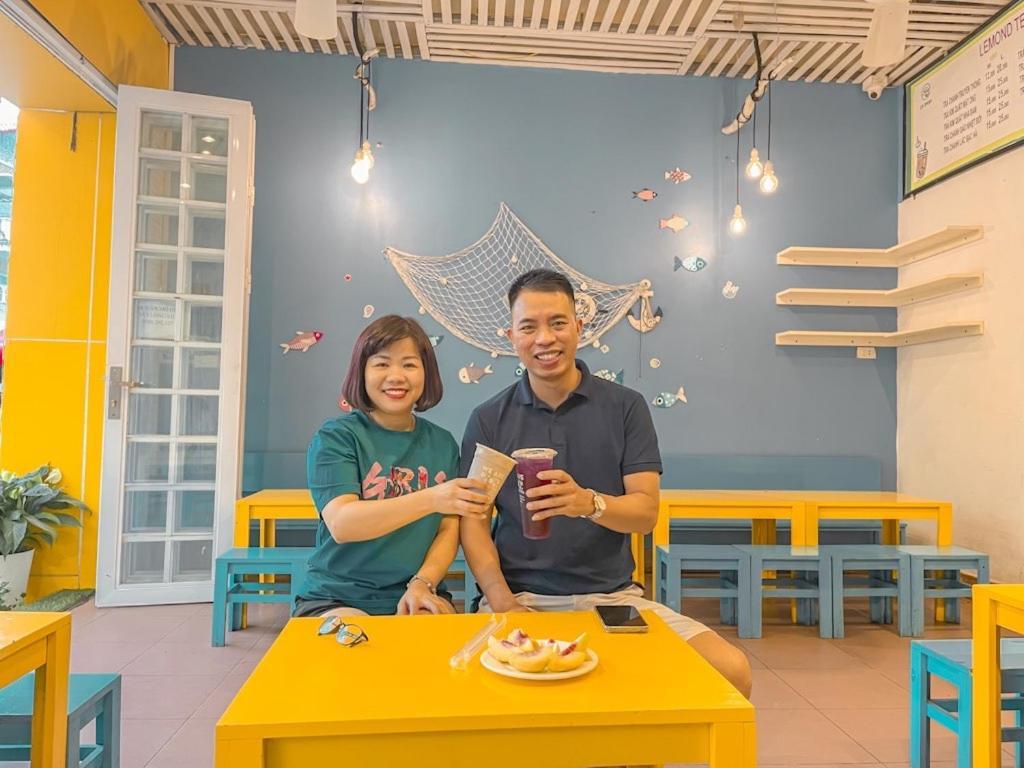 La Casa Homestay - 11B Anh Dao, Bai Chay 下龍 外观 照片