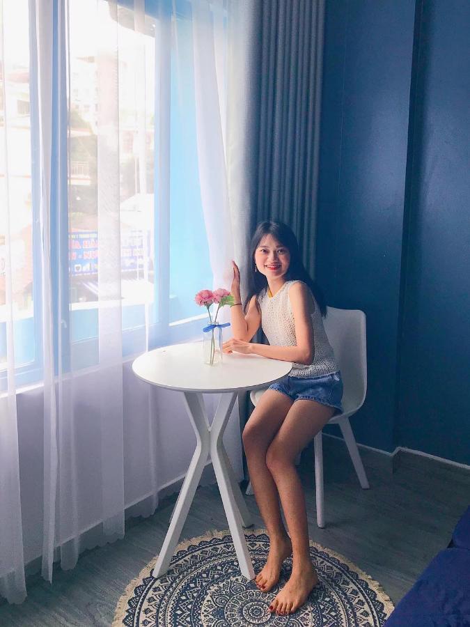 La Casa Homestay - 11B Anh Dao, Bai Chay 下龍 外观 照片