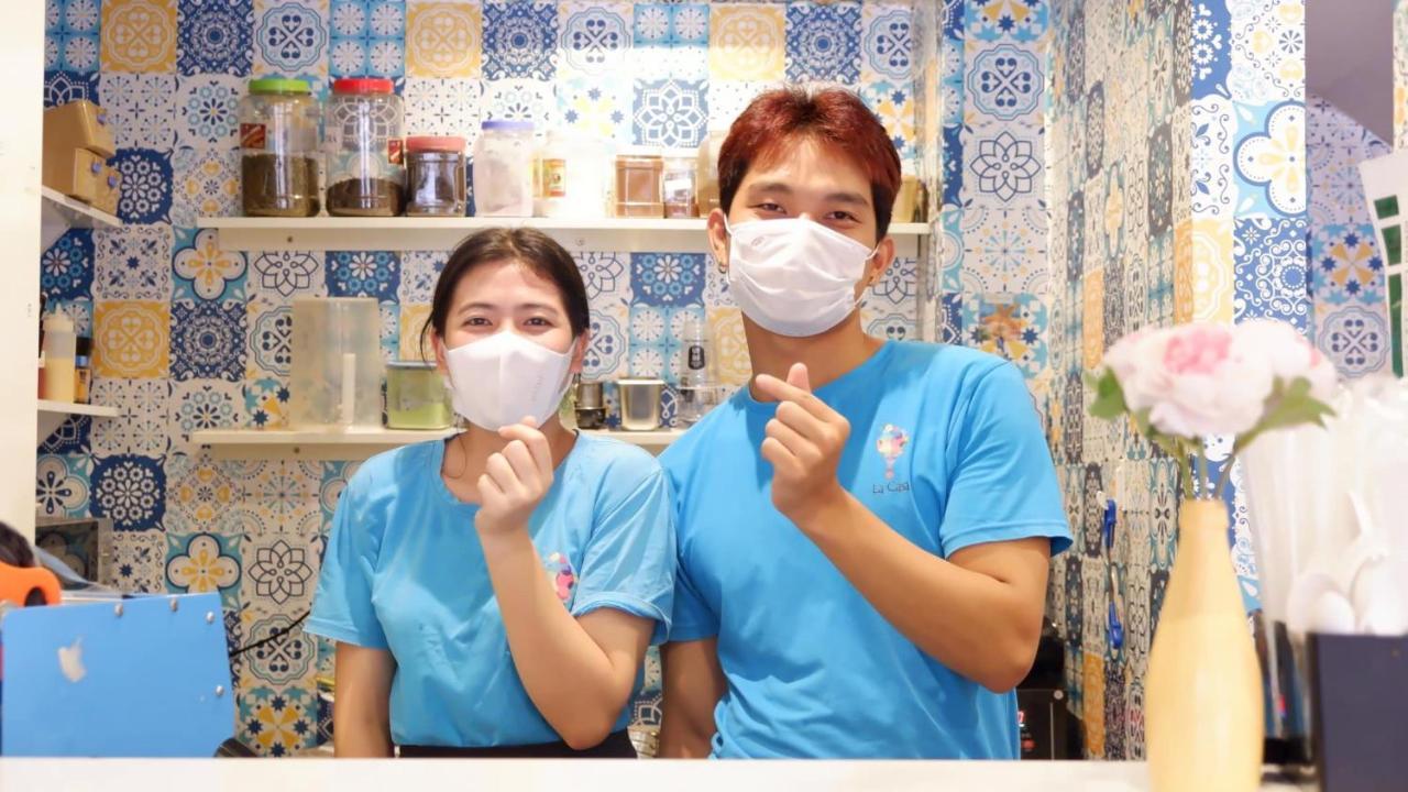 La Casa Homestay - 11B Anh Dao, Bai Chay 下龍 外观 照片